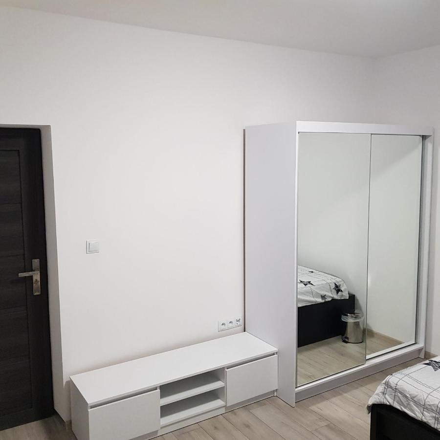 Mirrorroom Pl Downtown Warsaw Luaran gambar