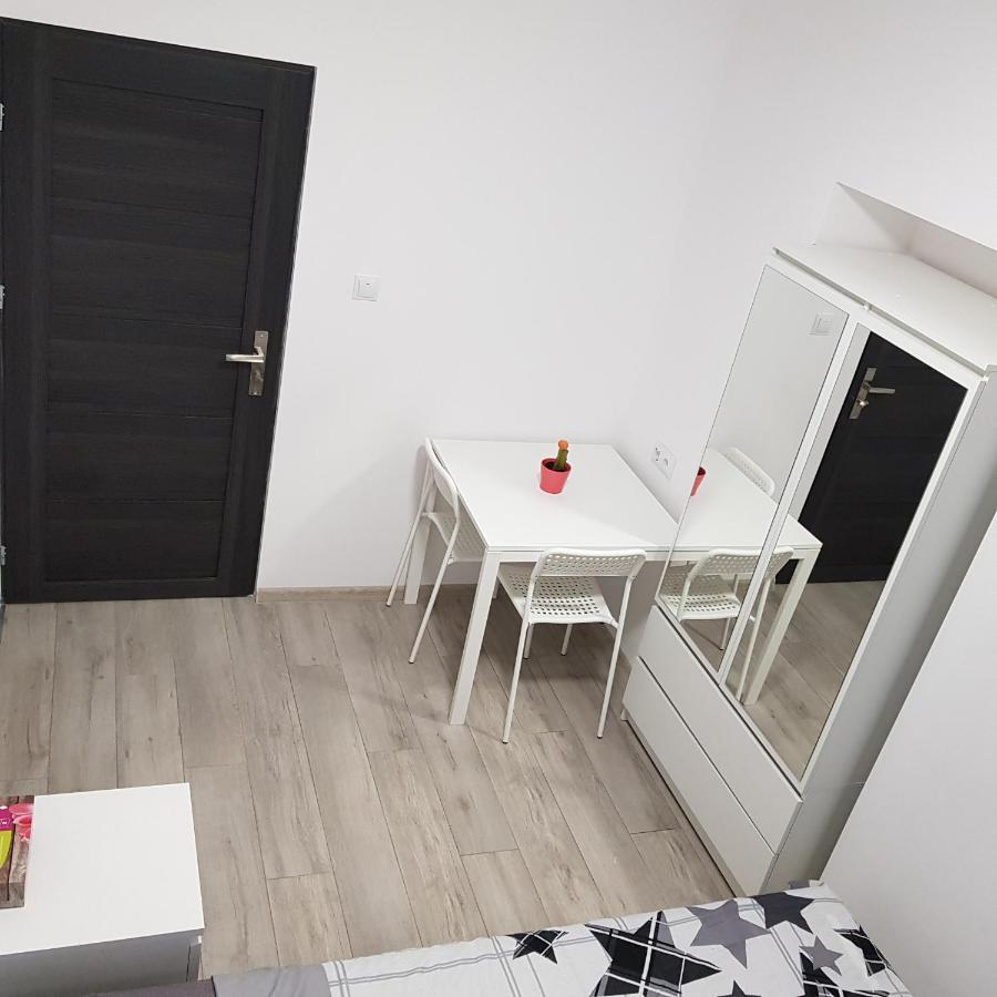 Mirrorroom Pl Downtown Warsaw Luaran gambar